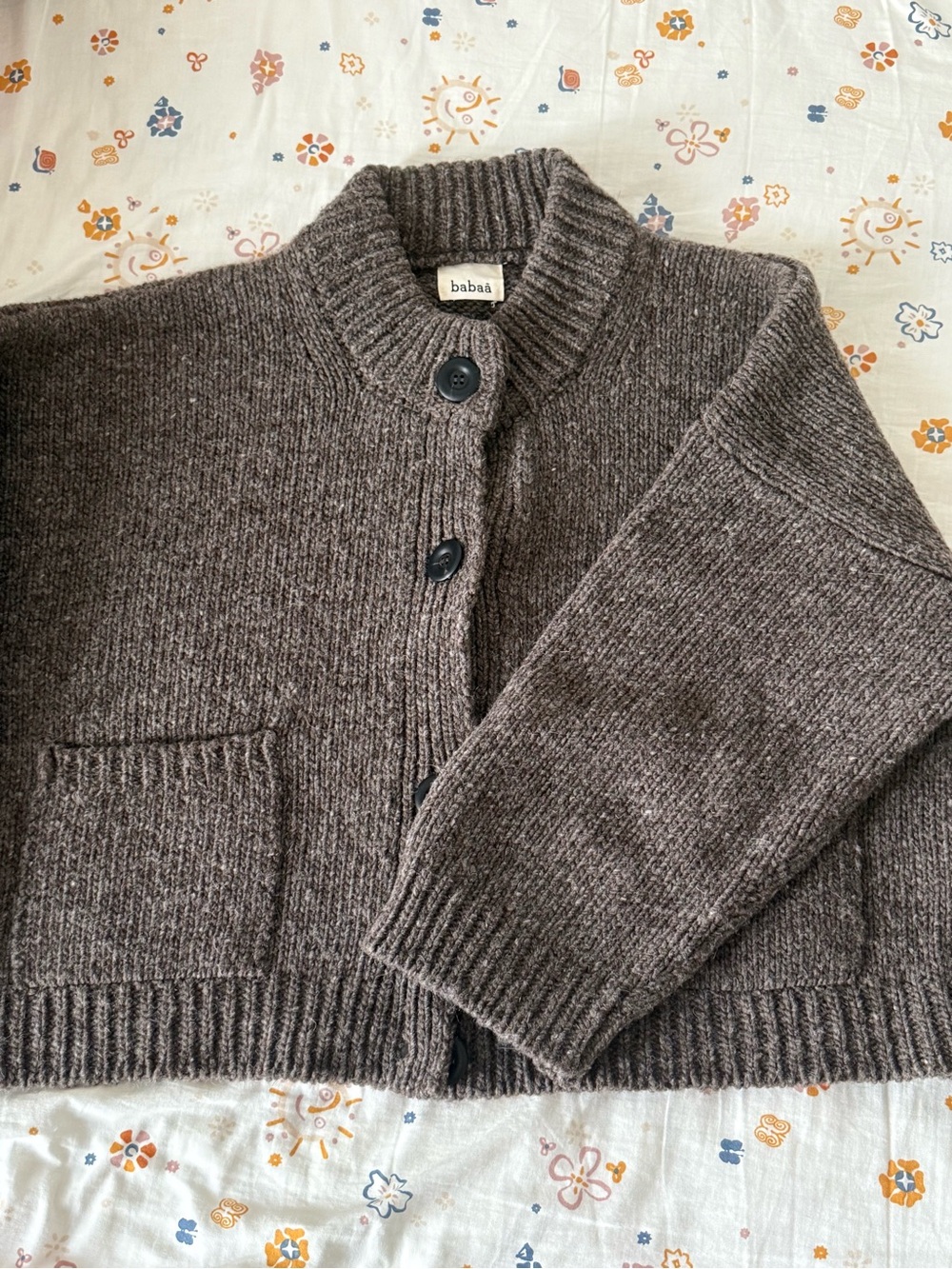 Babaa Cardigan No23 in Oak - Picture 3 of 6